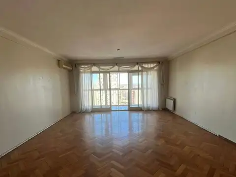 Departamento en Venta de 6 ambientes