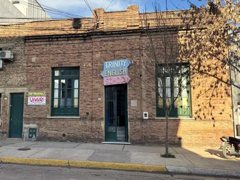 Casa Antigua en zona Centro de Colón 