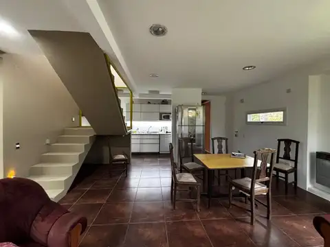 Casa 4 ambientes con 3 baños