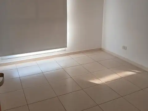 Departamento en Venta en Villa Luzuriaga, USD 47.000