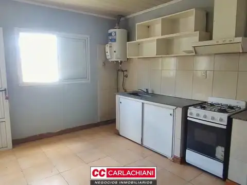 Casa en Alquiler en Las Parejas, $ 330.000