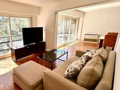 Piso 5 amb. c/ depend. - Cochera - Baulera