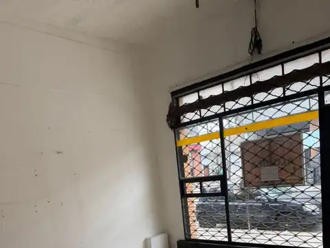 Local en Alquiler en Caseros, $ 500.000