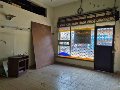 Alquiler Local zona Caseros, Tres de Febrero.