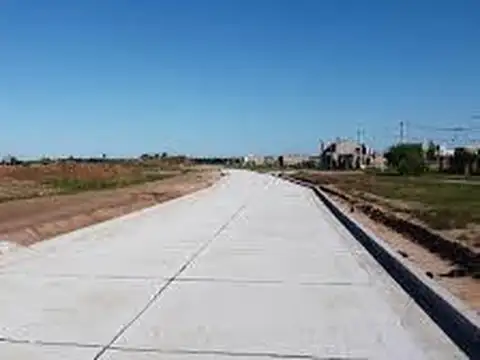 Terrenos en Estación Alvear 3