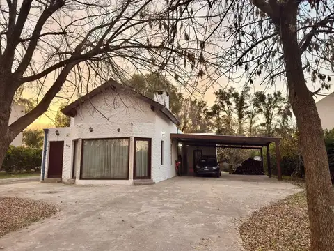 VENTA CASA 3 AMBIENTES EN CLUB DE CAMPO LOS PUENTES EN LUJAN