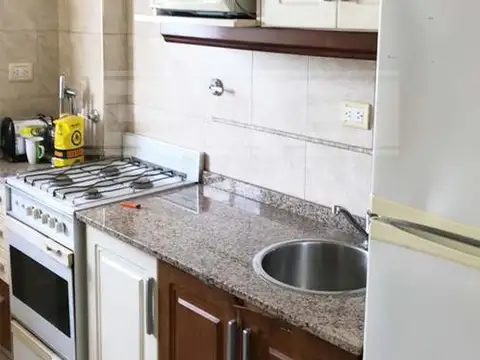 Av. Cordoba al 4400. Entre Araoz y Julian Alvarez