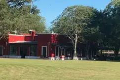 Áreas comunes piscina, club-house en Haras El Malacate en G.B.A. Zona Norte
