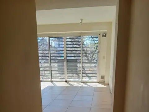 Departamento en Venta en Villa Luro, USD 120.000