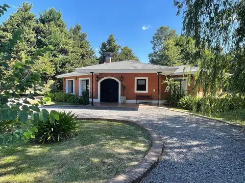 VENTA CASA EN CHACRAS DE MARTÍN FIERRO, CAPILLA