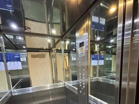 Avenida Salvador María Del Carril 3100, Piso 5°