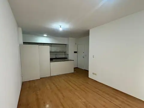 Departamento en alquiler en Urquiza R