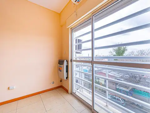 Departamento en Venta en Isidro Casanova, USD 52.000