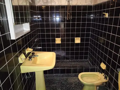 Depto Tipo Casa en Venta con 1 cocheras