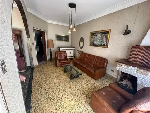 Casa en Venta en Villa Sarmiento, USD 250.000