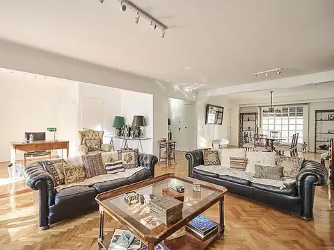 Departamento en Venta de 5 ambientes
