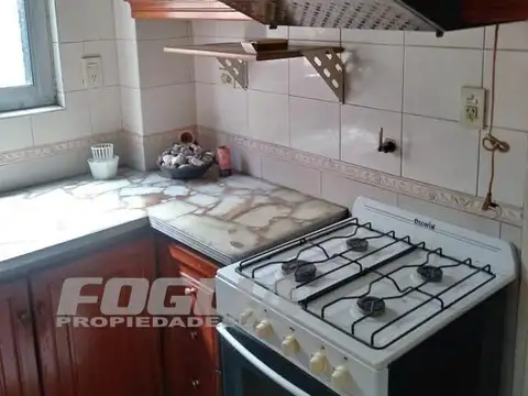 4 AMBIENTES FRENTE SUPER LUMINOSO PAVÓN 1400.-