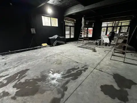 ¡LOCAL EN VENTA! AV.LIBERTAD