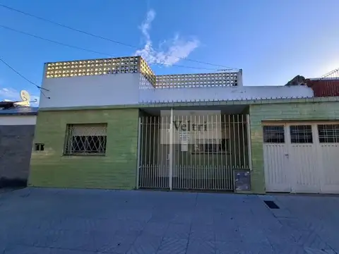 Calle 898 3751