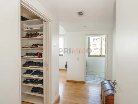 Departamento en Venta con 2 cocheras