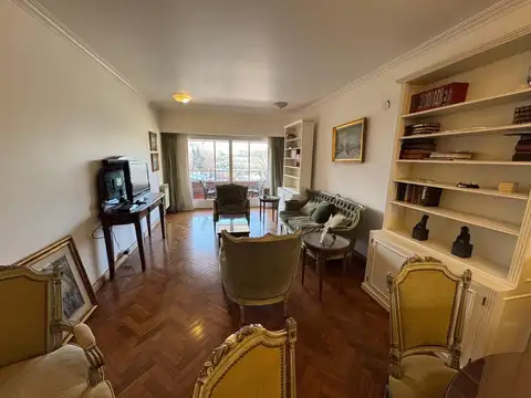 Balcarce 600, Piso 5