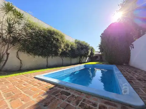 Casa en Venta en Villa Ballester, USD 228.000
