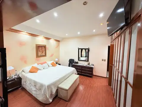 Casa en Venta en Santos Lugares, USD 214.900