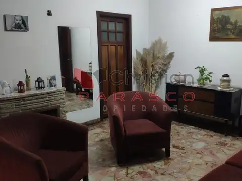 Depto Tipo Casa en Venta de 5 ambientes