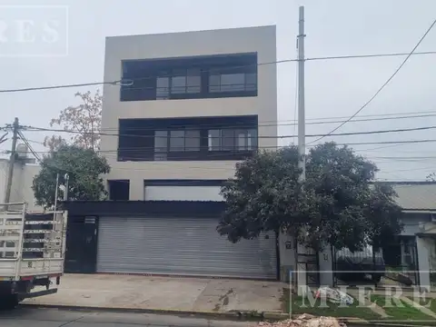 Independencia 371, Troncos del talar, Edificio de oficinas