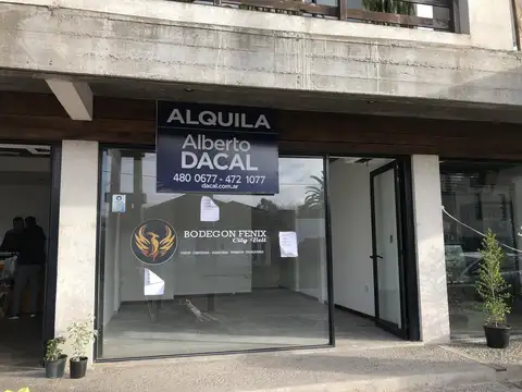 Local en Alquiler en City Bell, $ 500.000