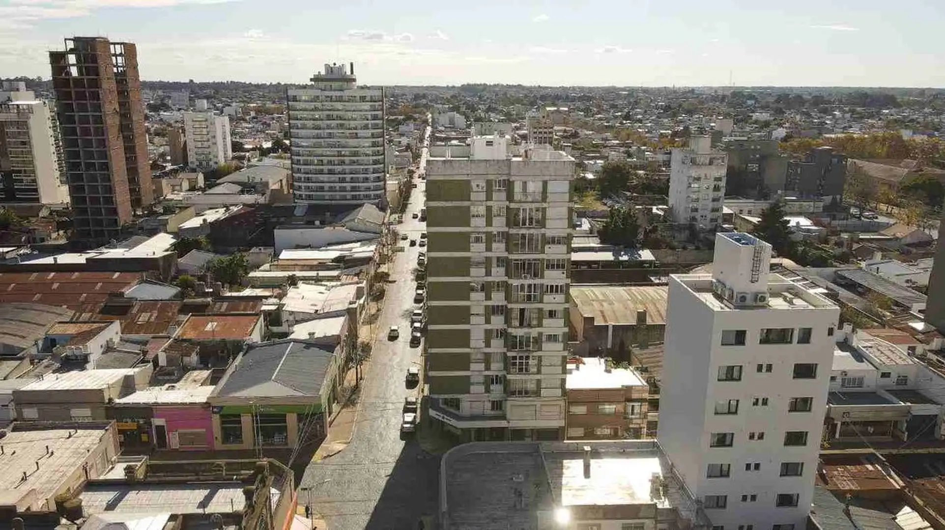 Depto 1 dorm, 38m² en edificio céntrico — Sarmiento 902