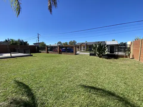 Casa 4 ambientes con 1 baño