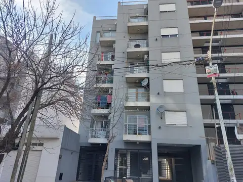 2 AMB AMPLIO A ESTRENAR 6 CUADRAS DE LA CATEDRAL DE MORON