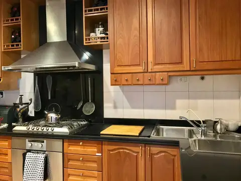 Casa 6 ambientes con 3 baños