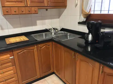 Casa en Venta con 4 cocheras