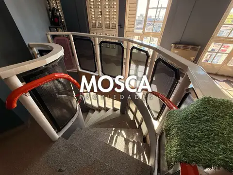 Locales y Salon en venta Merlo