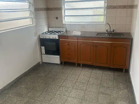 Depto Tipo Casa en Alquiler de 3 ambientes