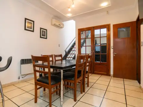 CASA 3 DORMITORIOS EN VENTA EN BERISSO CON PILETA