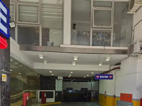 ALQUILER DE COCHERA FIJA CUBIERTA, EN BELGRANO. INCLUYE SERVICIOS. E-FURIO.