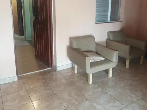Casa y dpto en Recreo