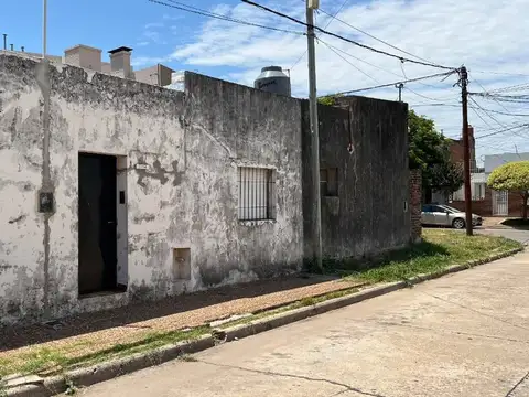 Oportunidad 2 Casas a refaccionar en Venta