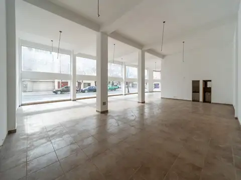 Local en Alquiler en Echesortu, $ 3.900.000