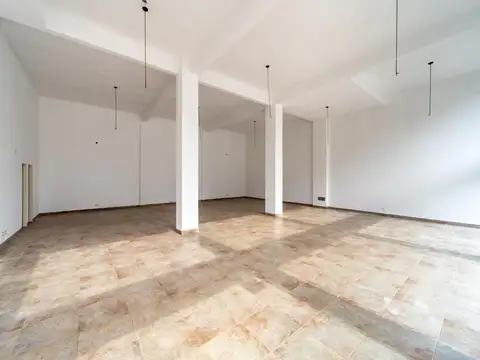 Local en Alquiler en Echesortu, $ 3.900.000