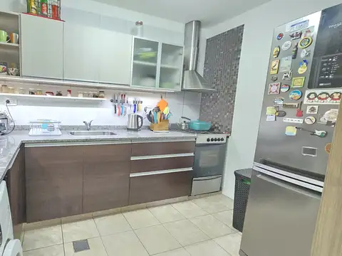 Depto Tipo Casa 3 ambientes con 2 baños