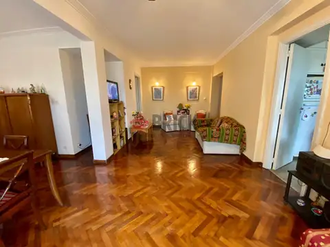 Departamento 5 ambientes con 3 baños