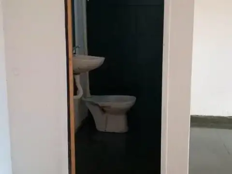 Local en Alquiler en Ituzaingo, $ 350.000