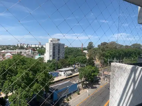 Departamento 3 ambientes en venta en Wilde centro