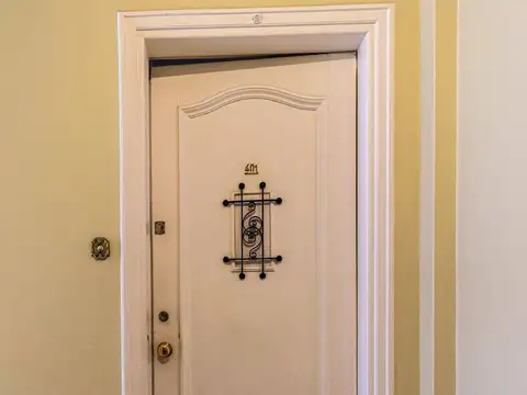 Departamento 7 ambientes con 2 baños