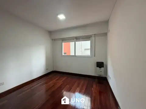 Italia 1000, Piso 02