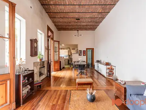 Fragata Sarmiento al 1400